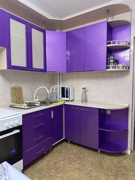 Продам кухню срочно