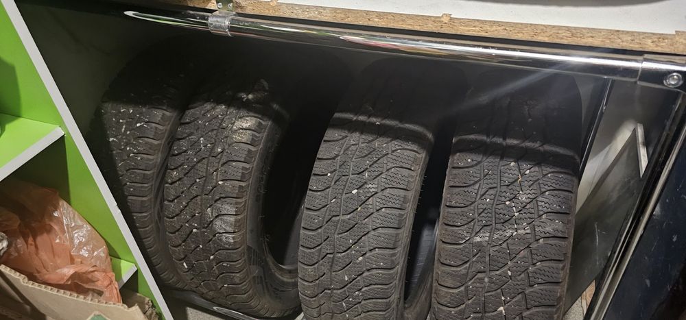 Продам комплект колёс