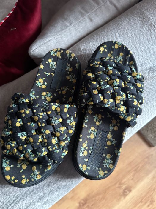 Чехли Kurt Geiger