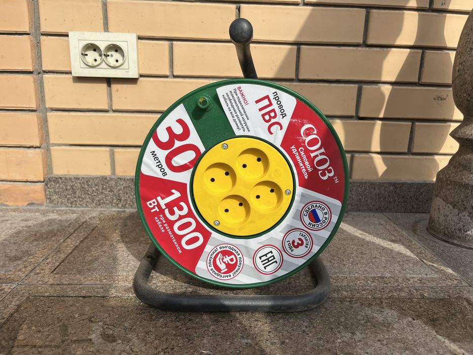 Удлинитель на катушке