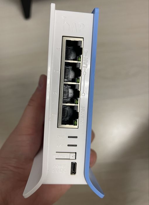 MikroTik hAP lite TC RB941-2nD-TC