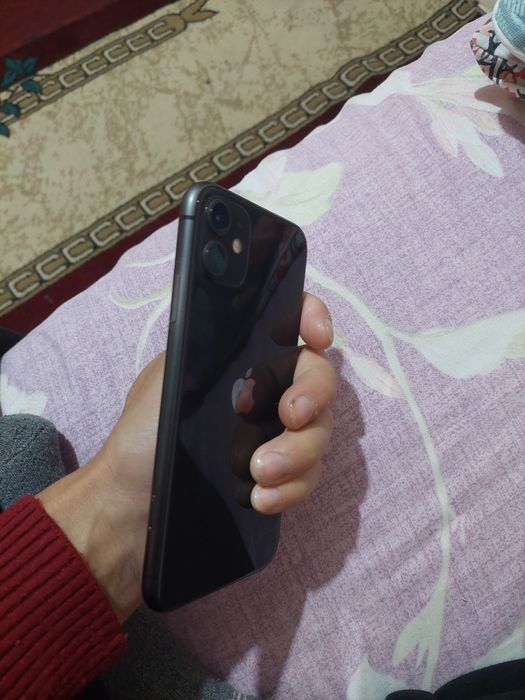 Айфон 11сатылады 128г