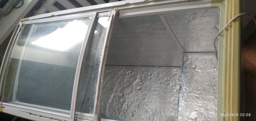 Продам морозилку на 200 литров