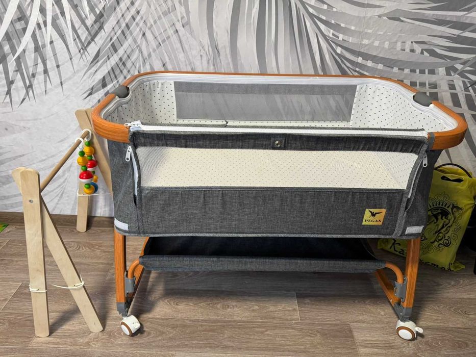 Продам манеж- кроватку детскую