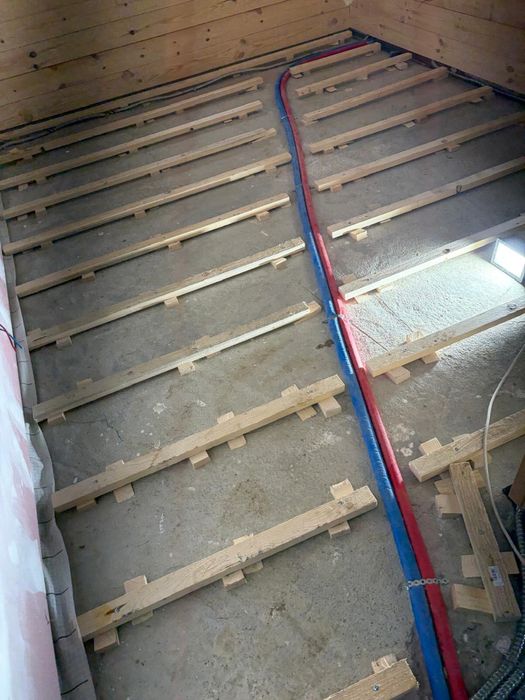 Construcții/Renovării