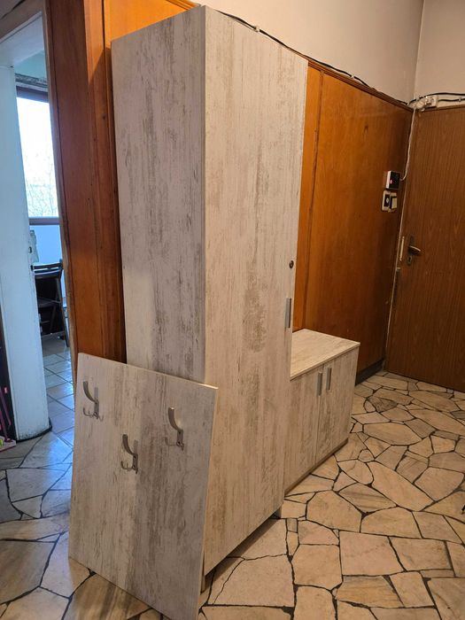 Комплект от три части: Закачалка за антре,Нисък шкаф за обувки и Висок шкаф в цвят бял Дъб антик (дъб пиемона)