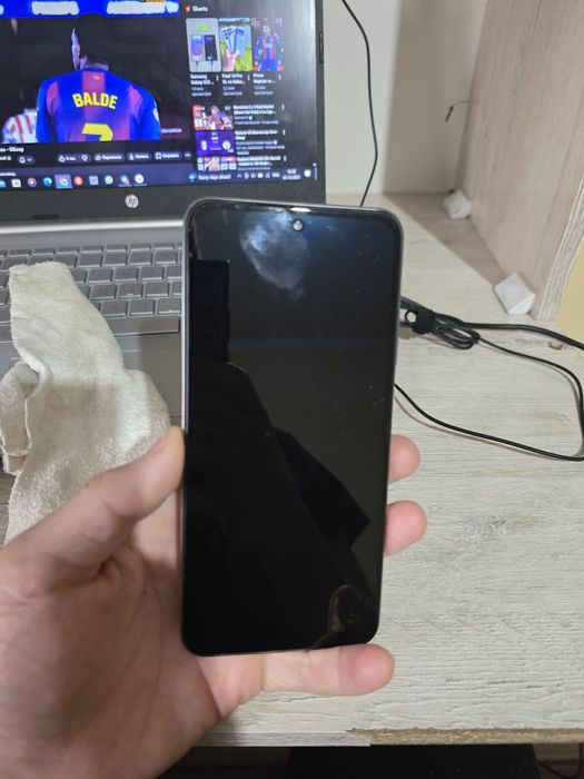 Redmi note 10s 6/64 oq ekrani kuygan qolgani ishlidi honor 6a 500