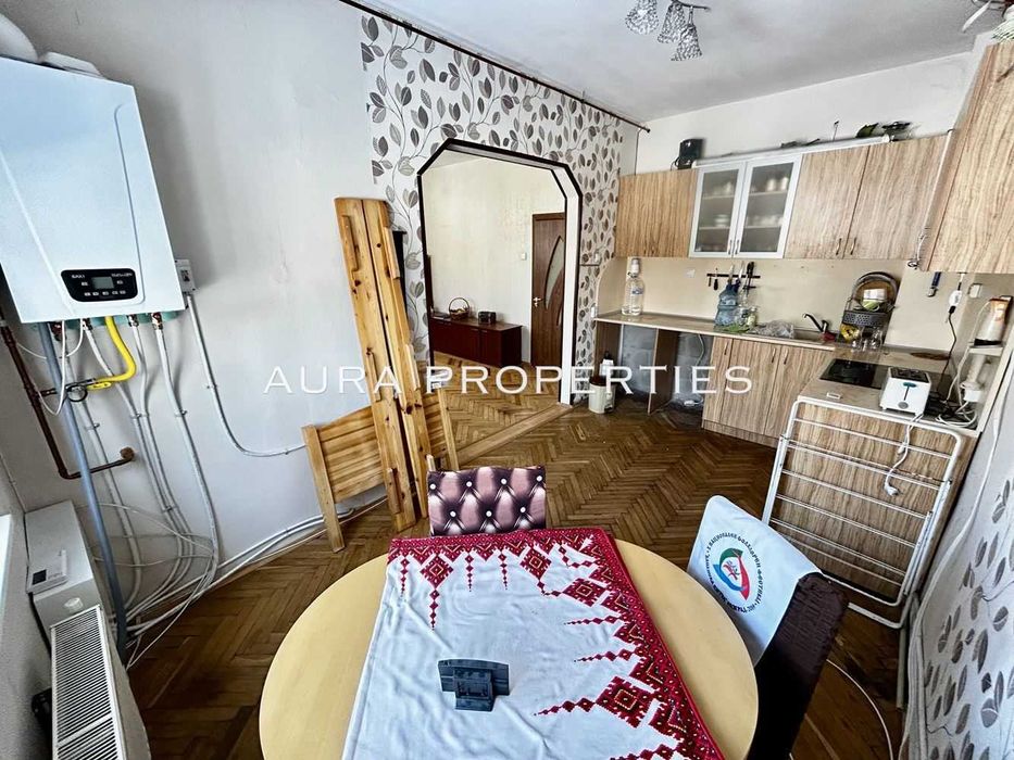 Продава се Двустаен апартамент в Разград, Център - 77 кв.м за 1345 €/кв.м - Снимка #3