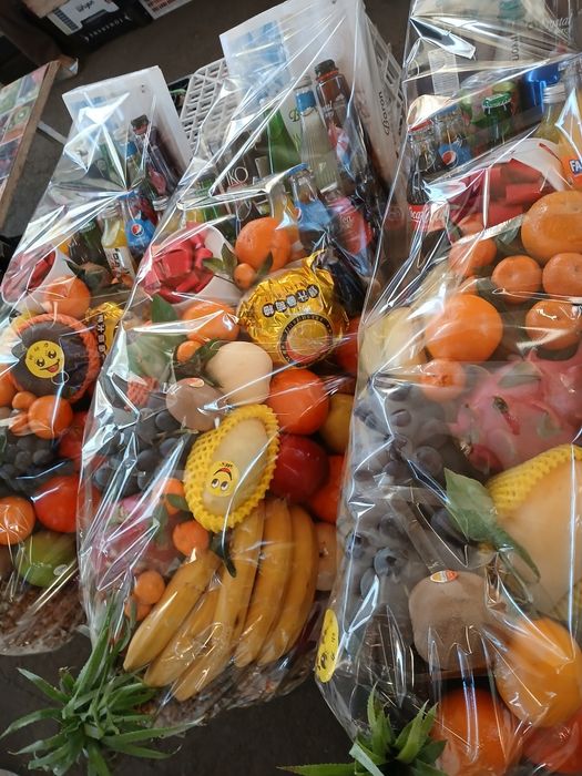 Фрукты корзина новый год