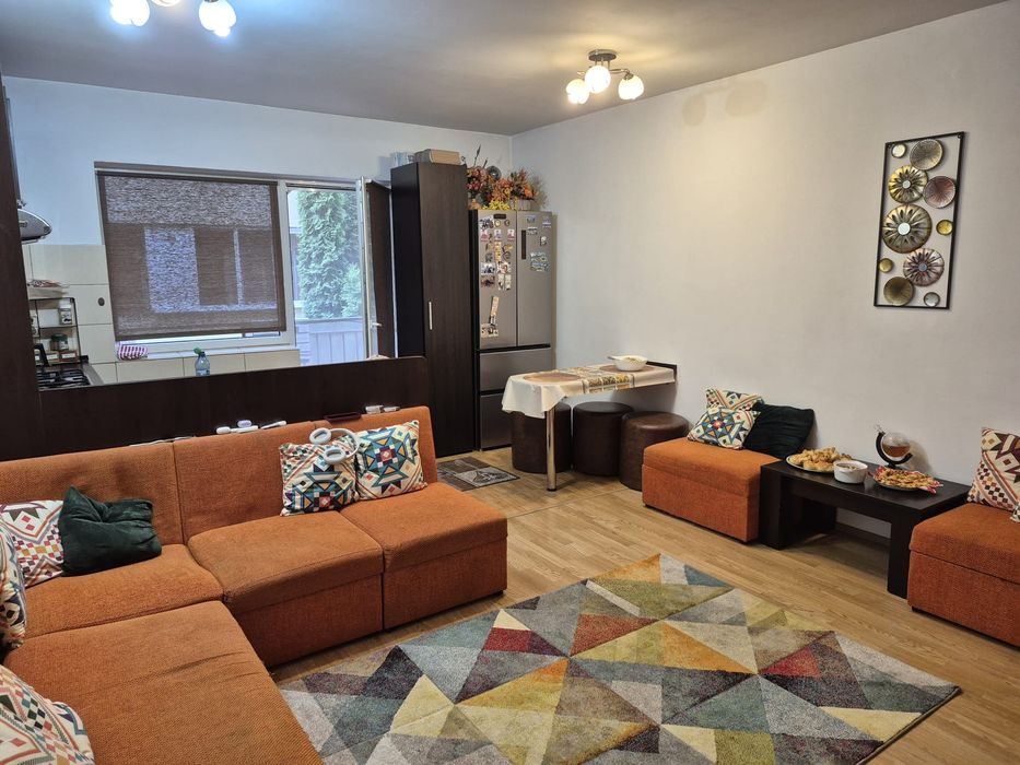 PF Vând apartament cu 3 camere in Floresti Cluj