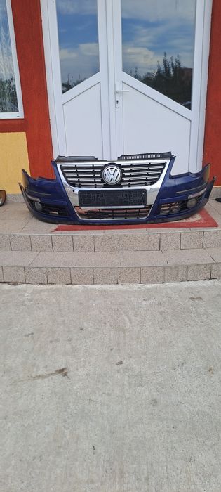 Vand bara fata completa vw Passat B6 cod culoare LC5E in stare perfecta