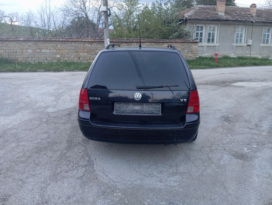 Продавам VW BORA 2.3 150 На части
