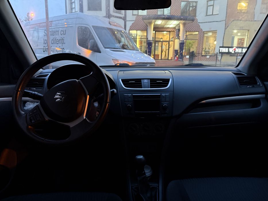 Suzuki Swift 1.3 benzina