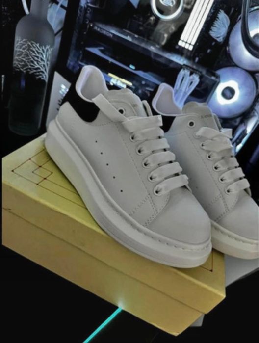 Adidași Alexander McQUEEN la DOAR 249