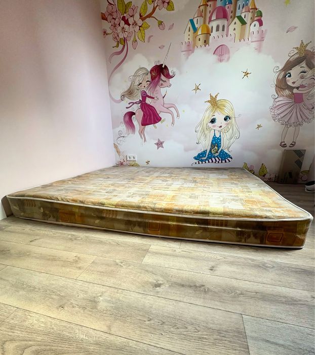 Продам бу/у матрас 200/180