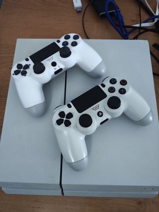 Прошитая Playstation 4 FAT
