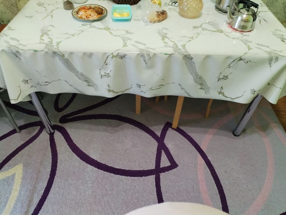 Срочно стол кухонный