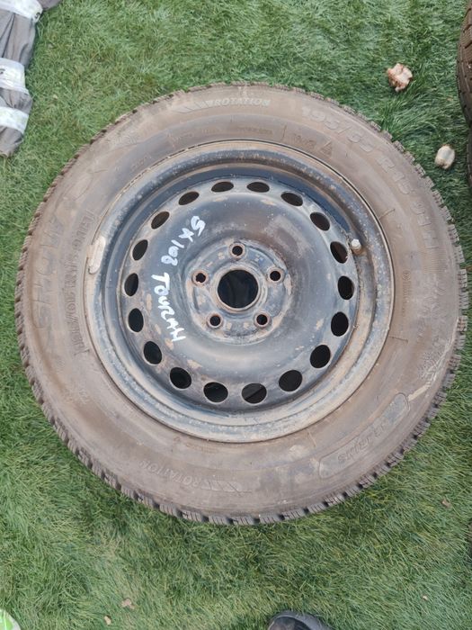 Jante tabla 5x112 cu cauciucuri iarna 195/65/r15 
vw touran.
vw Pas