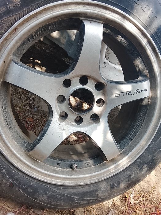 Титанки R 15"диски универсальные вместе с шинами