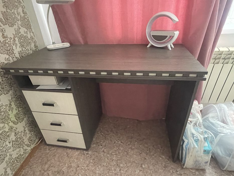 Компьютерный столик