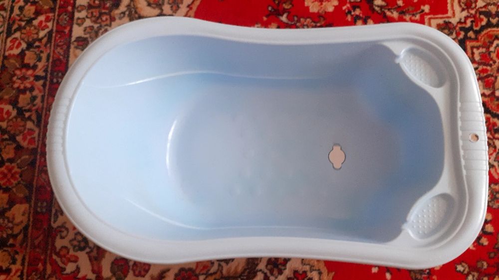 Продаю детскую ванночку