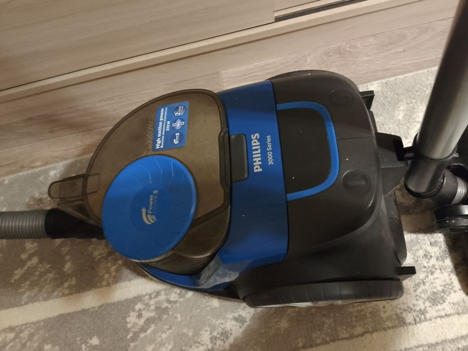 Продам пылесос пфилипс