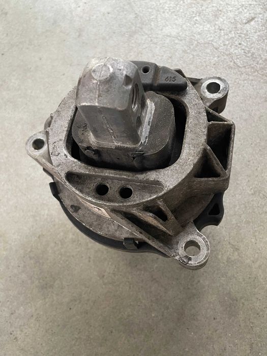 Tampon motor dreapta Bmw seria 3 F30/F31, 4 F32 xdrive N57 cod 6799104