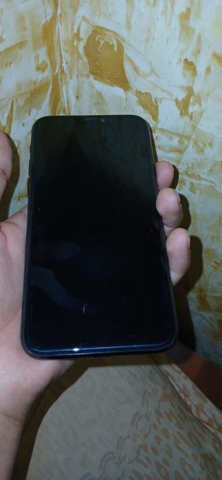 Iphone 11 pro 64 / 72% AKB