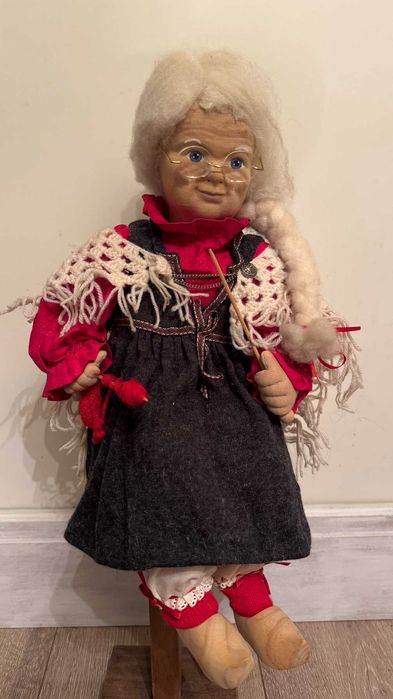 Винтидж, ръчно изработена кукла– Норвегия, 1960г! Уникален декор!