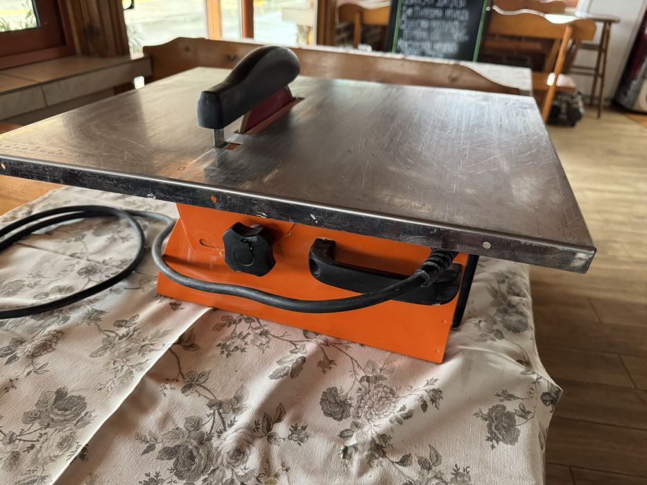 Машина за водно рязане на плочки Rubi nd 200