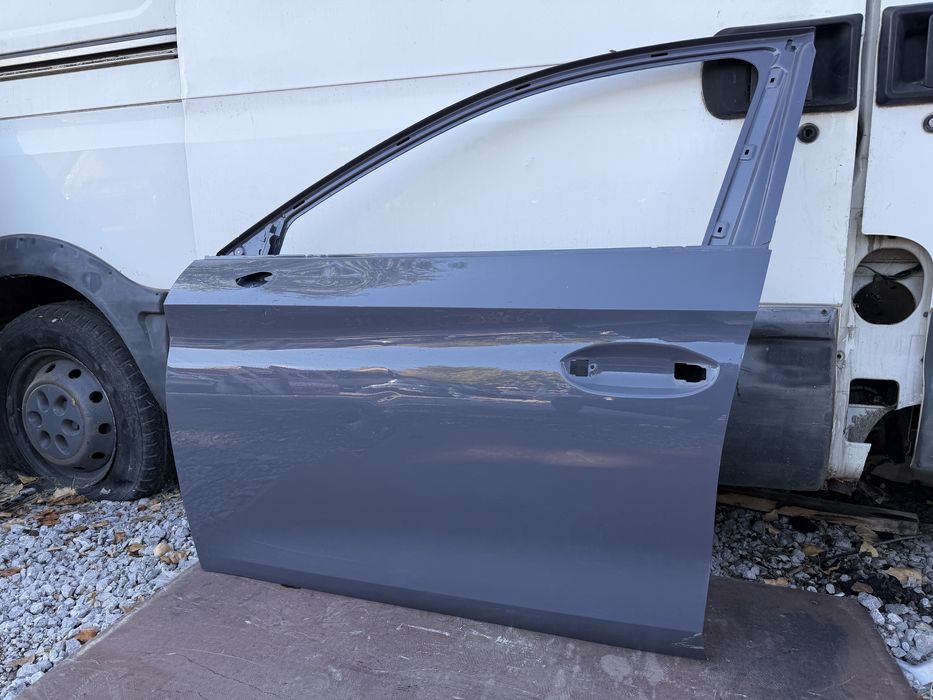 Врата Seat Leon 4 2020 год.-