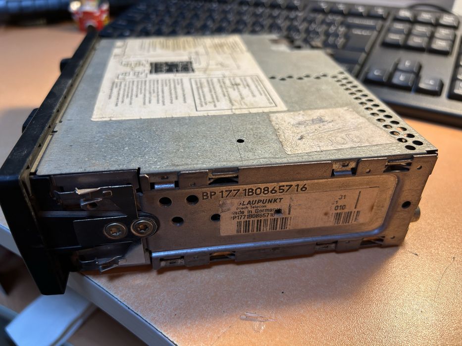 Радио касетофон за кола Blaupunkt  Essen  CR 31