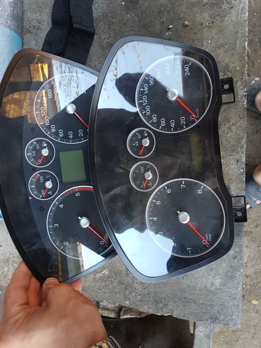 Repar ceasuri ford.vand,programez ceasuri,chei.dpf,egr.diagnoza dedica