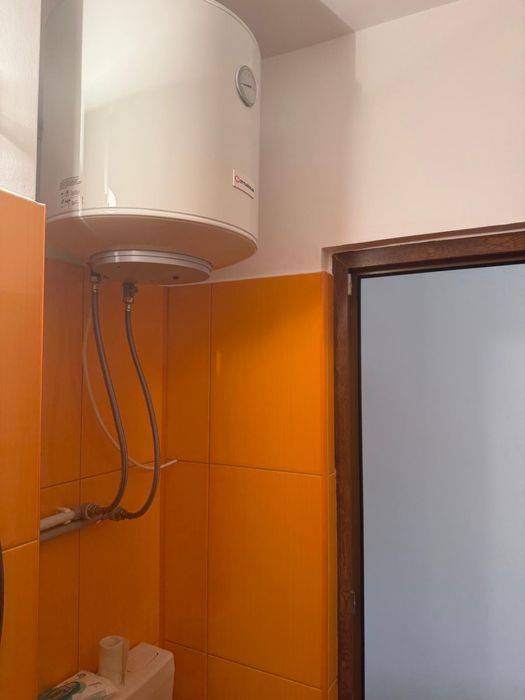 Spatiu comercial / Birou