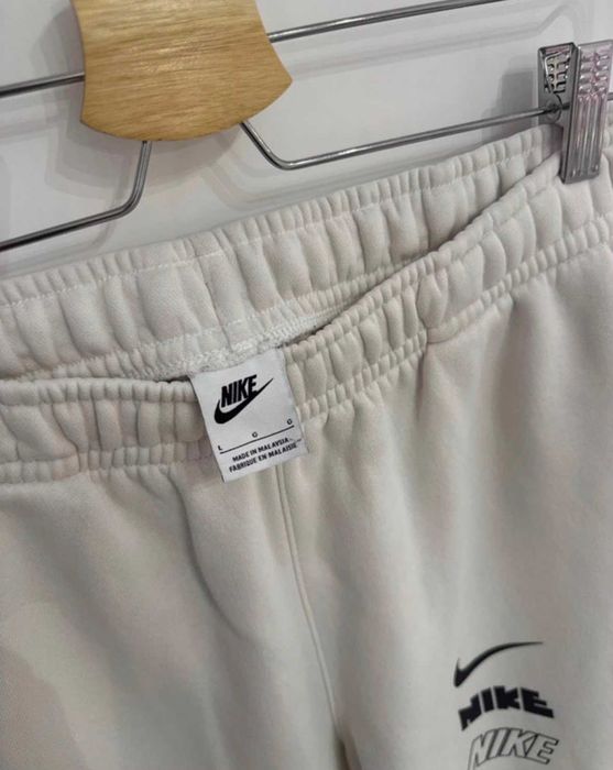 Pantaloni de trening Nike marimea L