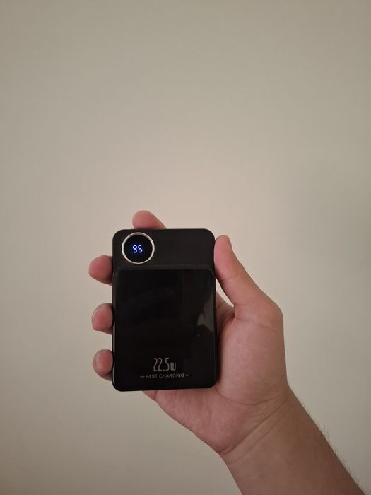 Simsiz bezprovodnoy power bank sotiladi