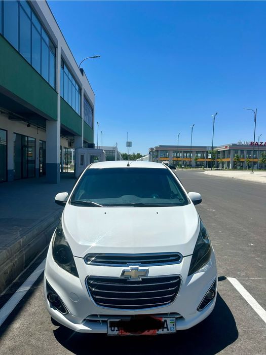 Продам Спарк 2017 года в отличном состояние