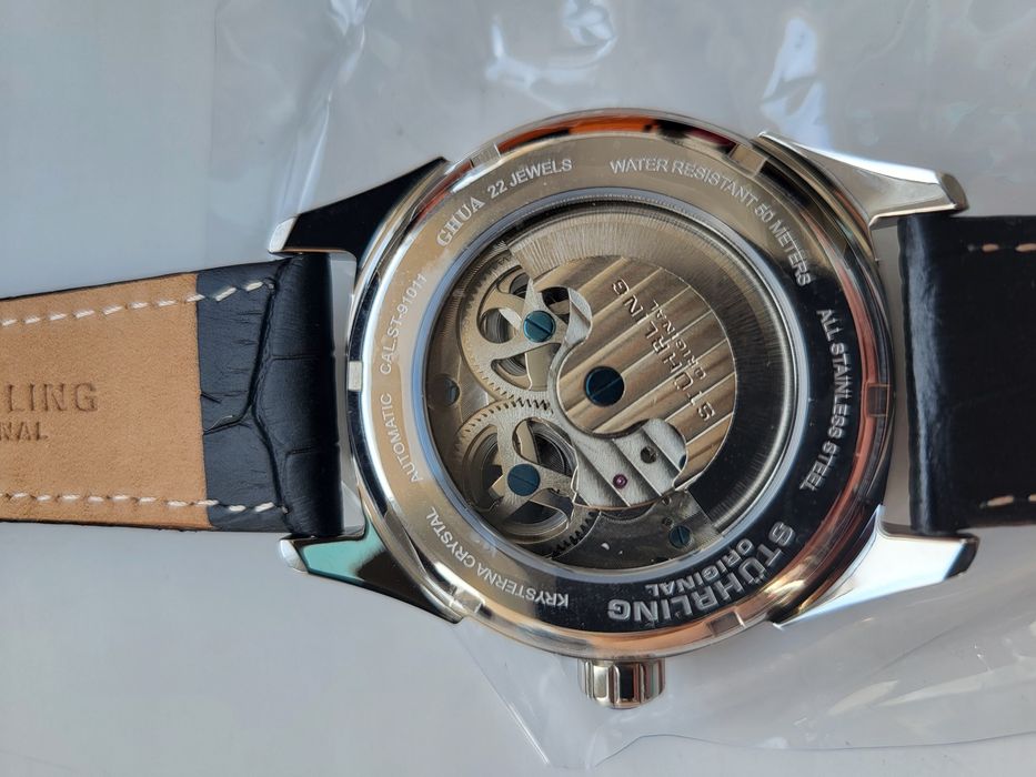 Продам мужские часы STUHRLING