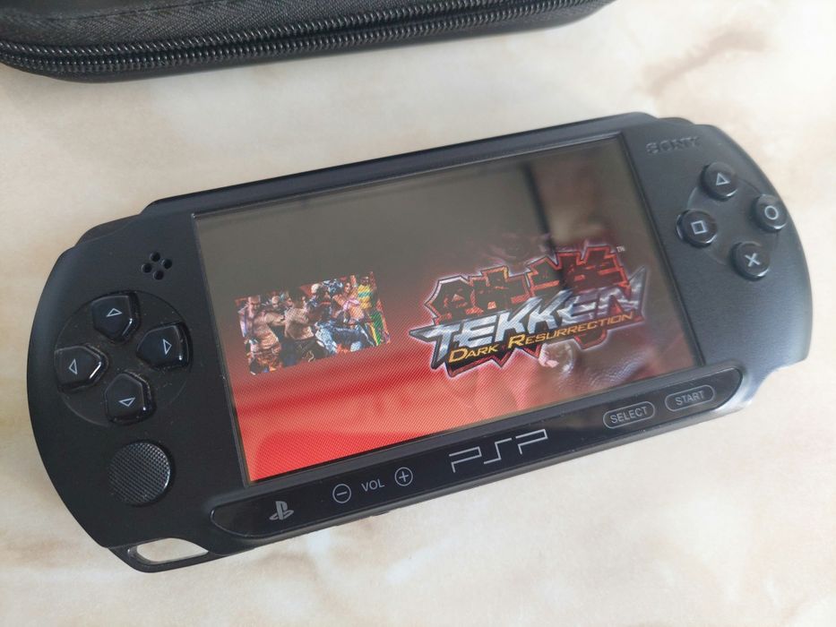 [PSP] Vând SONY PSP E1004 Street Black MODAT [FULL box] //poze reale