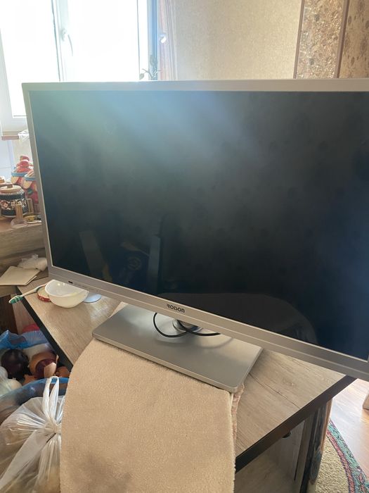 Телевизор Roison. 32 диагональ