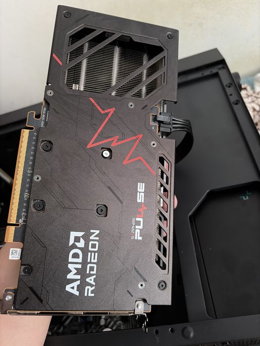 9060 XT Sapphire OC