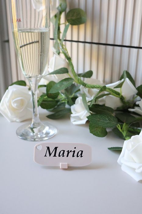 Placute personalizate pentru evenimente