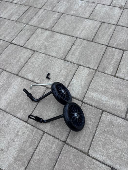 Roti ajutatoare pentru biciclete de copii
