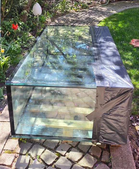 Аквариум за рибки 450 литра