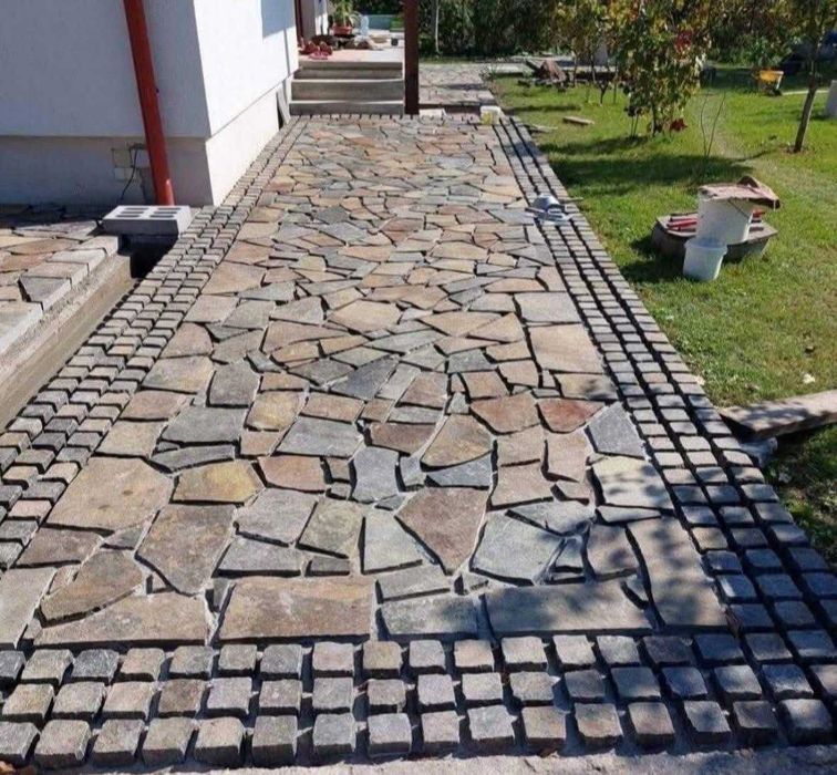 Piatră Naturală deosebită pentru Amenajări Curți | Livrare și Montaj