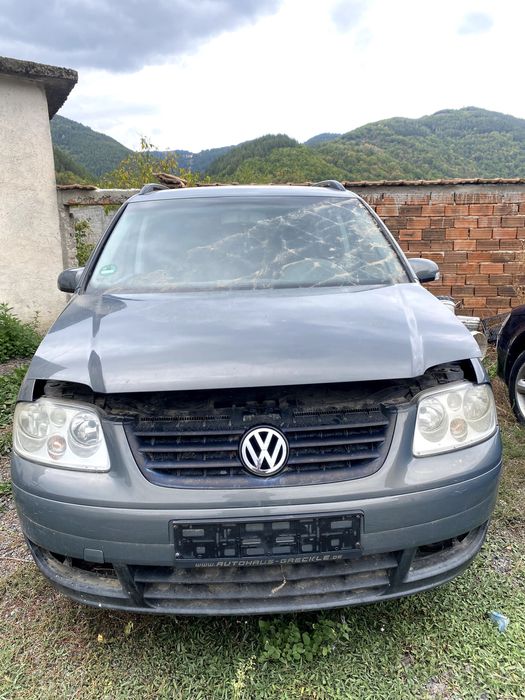 Volkswagen Touran на части