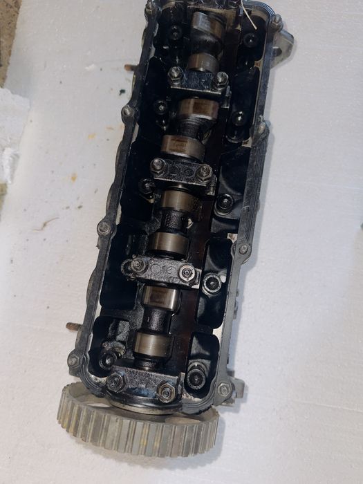 Головка ауди 80 2.0