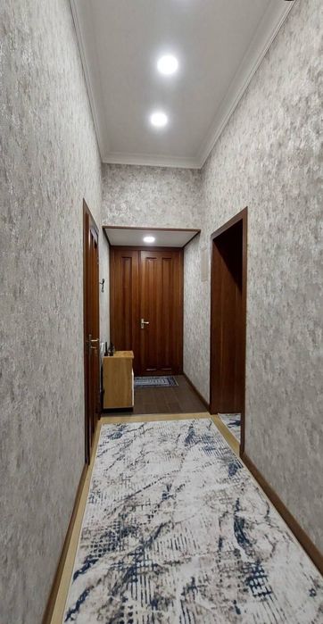 Продаётся 2/2/4 квартира на улице Бабура, ор Пед.институт, Яккасарай