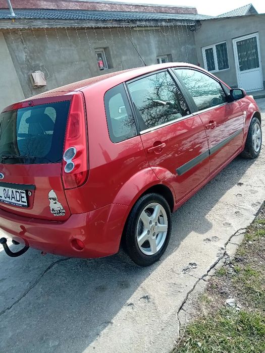 Ford fiesta 1.4 benzina