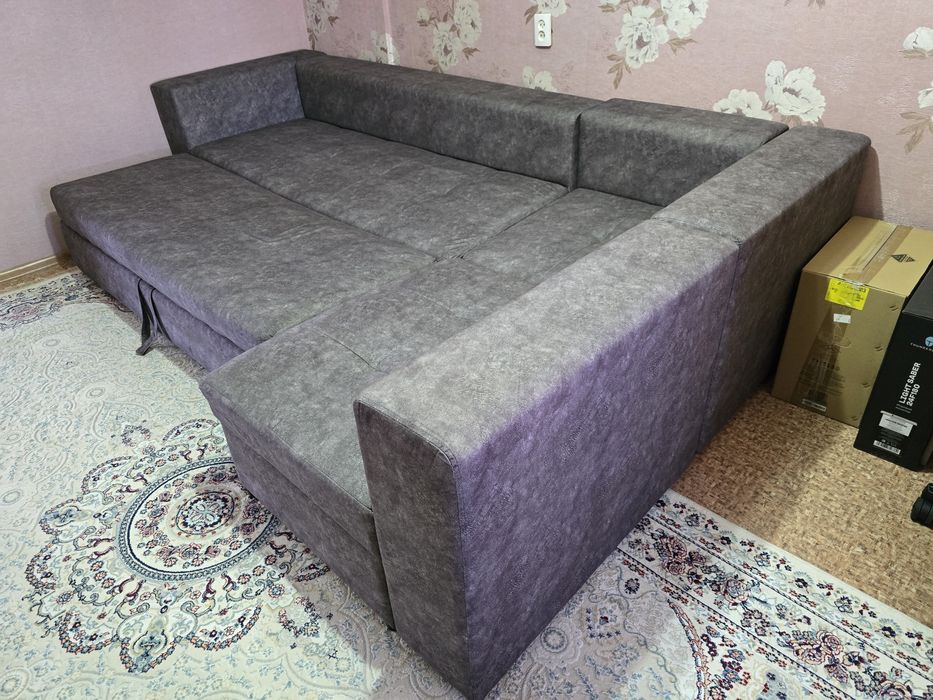 Продам срочно диван